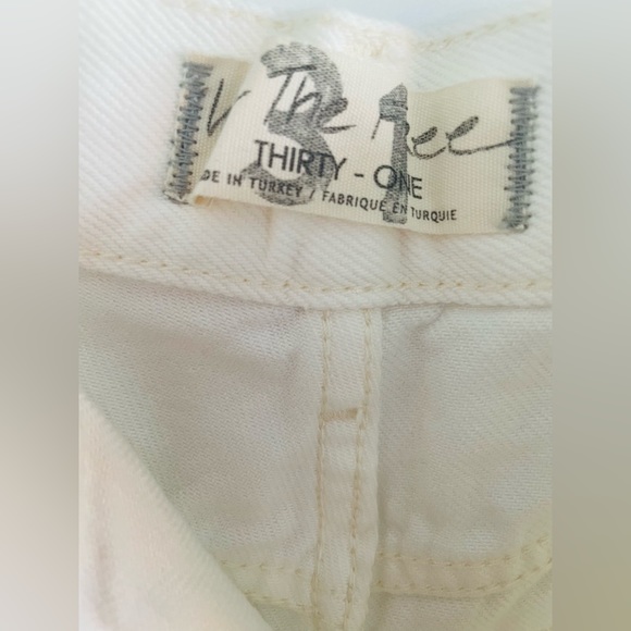 The Lasso Jean in White Free People Size 31 - Picture 9 of 15